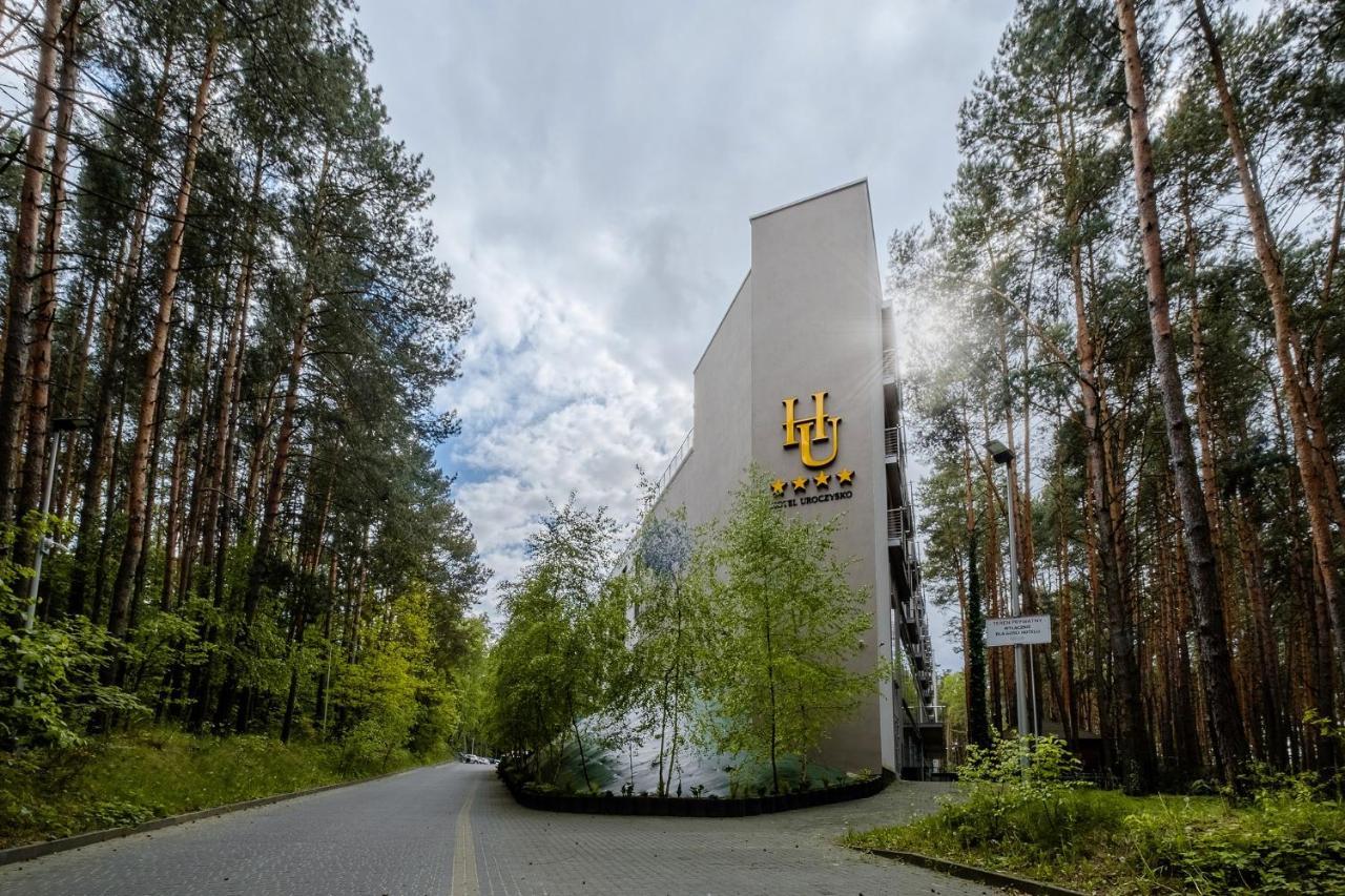 Hotel Uroczysko Cedzyna Exteriér fotografie